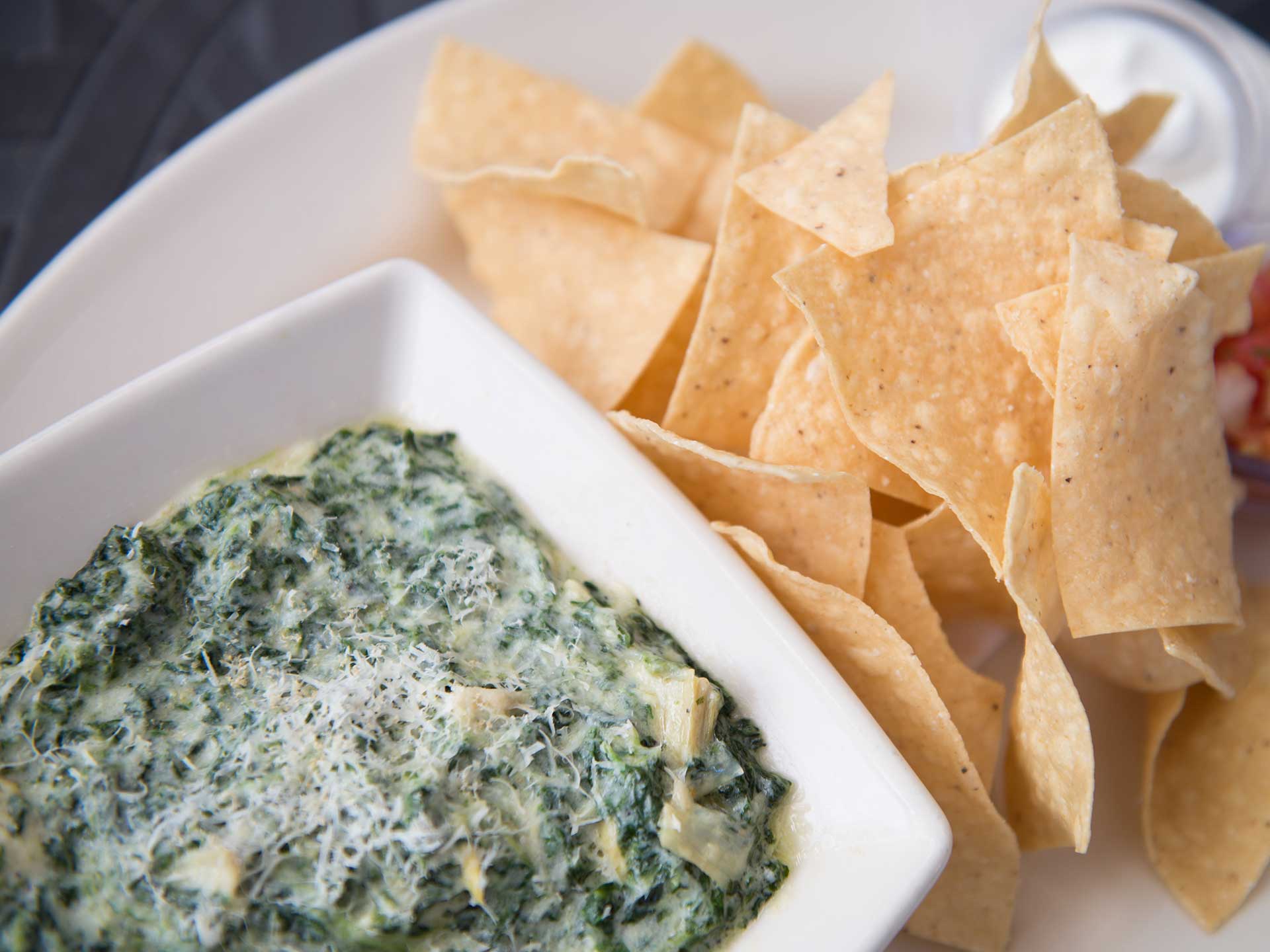 Hot Spinach and Cheese Dip