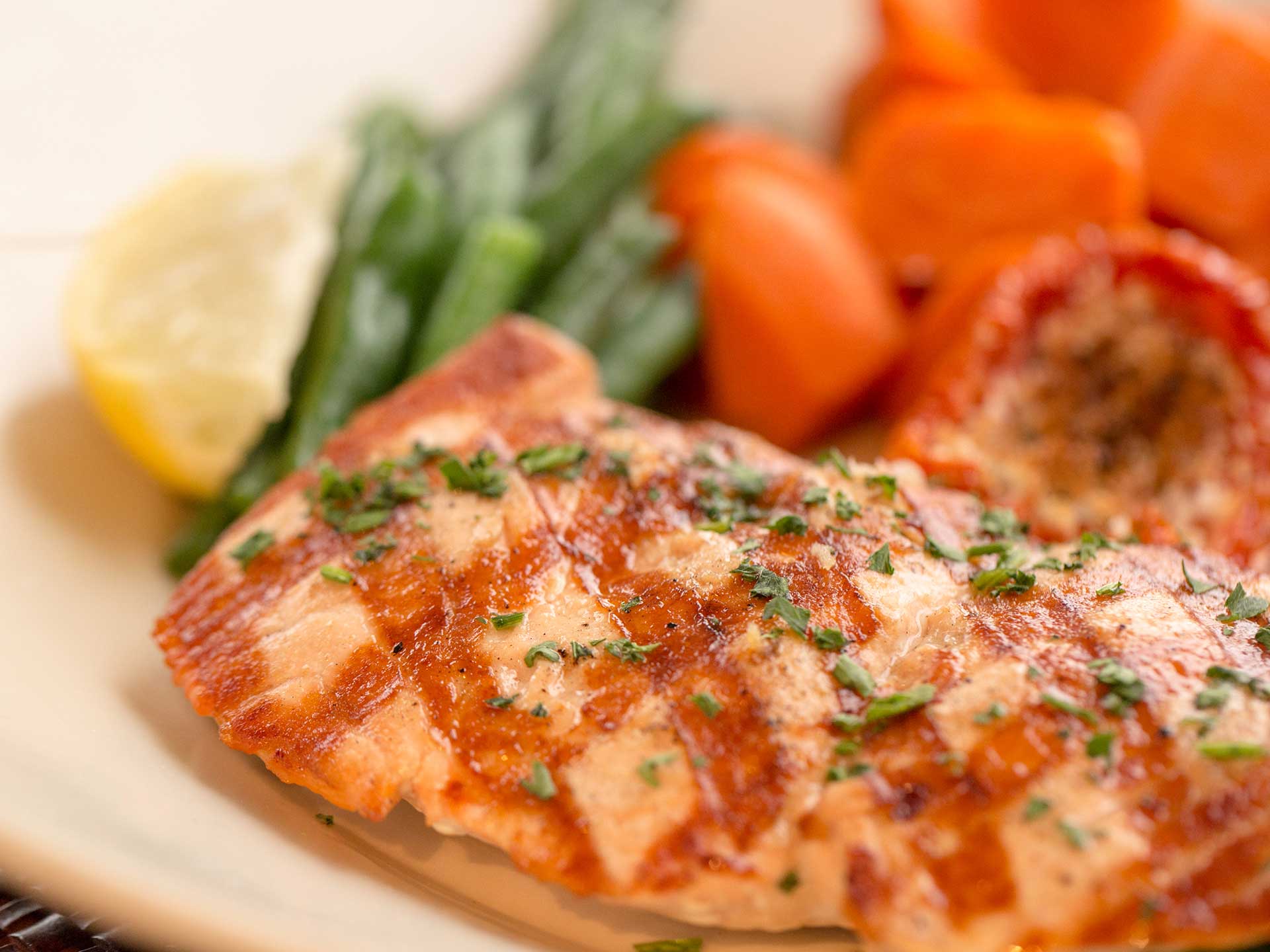 SkinnyLicious® Grilled Salmon